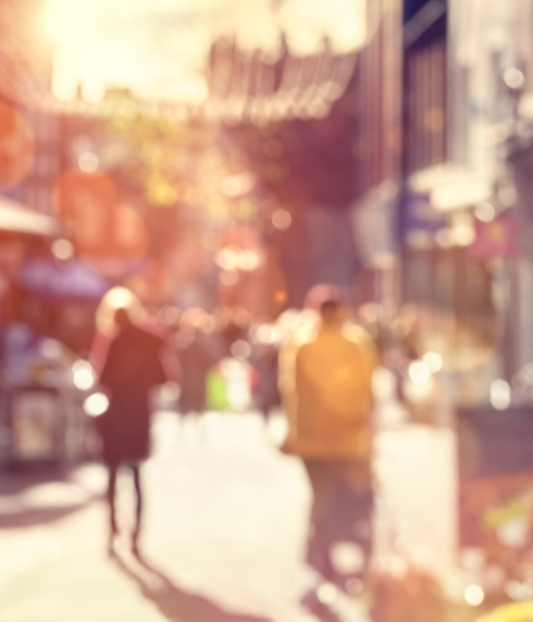 Privacy with MultishopsUK in Busy High Street
